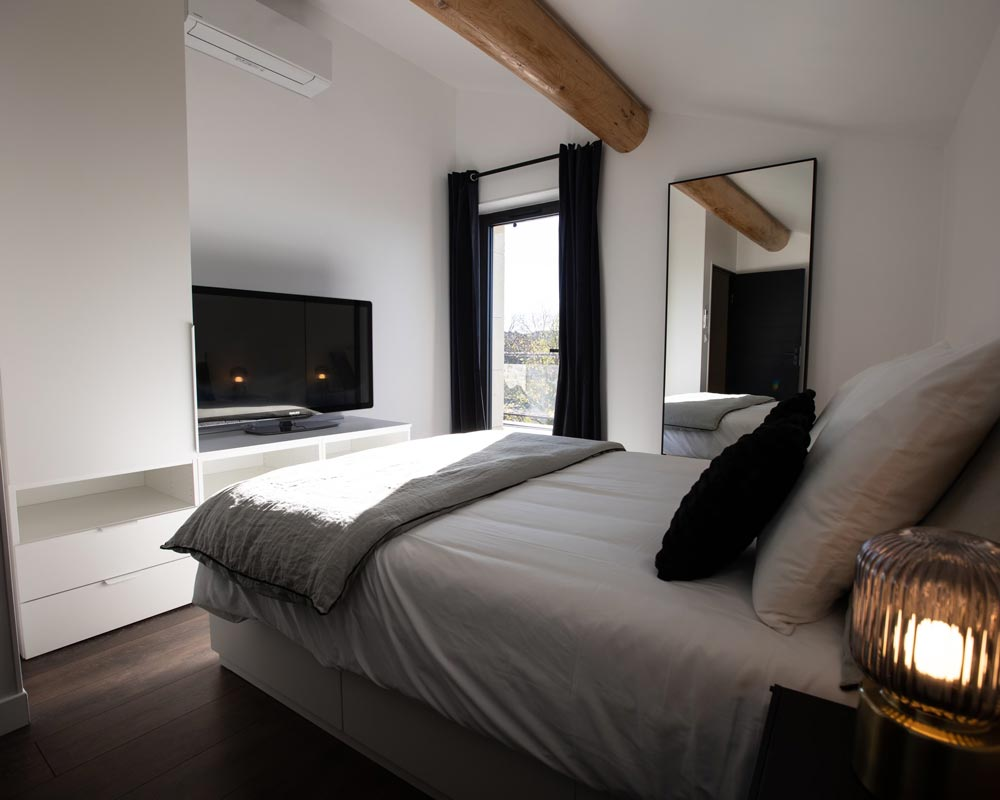 Troisième chambre du côté cour